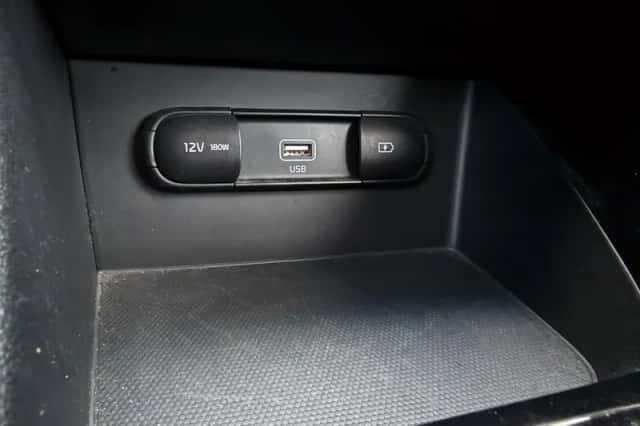Kia Niro (2021) thumbnail 24