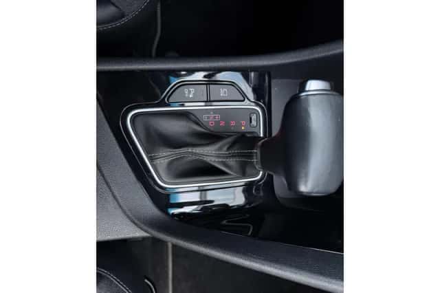 Kia Niro (2021) thumbnail 25