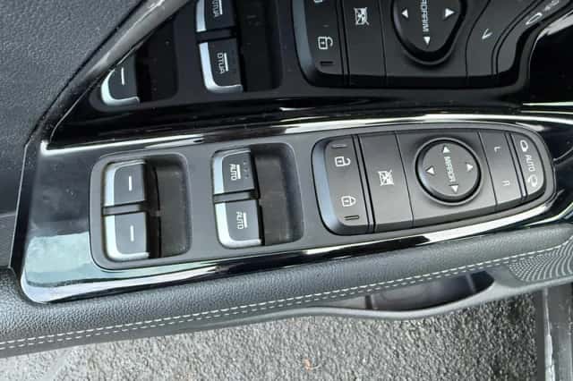 Kia Niro (2021) thumbnail 26