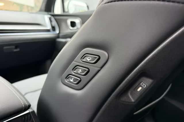 Kia Sorento (2025) thumbnail 11