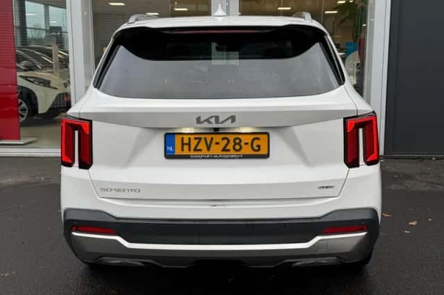 Kia Sorento (2025) thumbnail 4