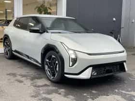 Kia EV4 (2026) thumbnail 2