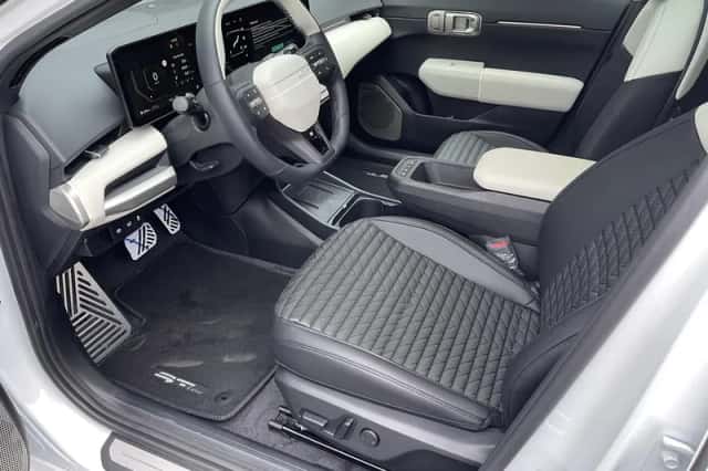 Kia EV4 (2026) thumbnail 12