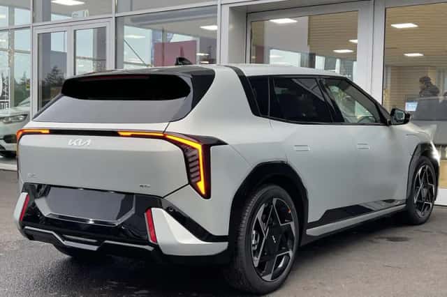 Kia EV4 (2026) thumbnail 7