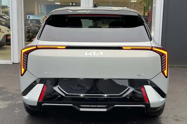 Kia EV4 (2026) thumbnail 8