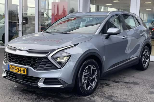 Kia Sportage (2024) thumbnail 3