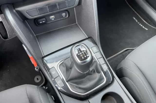 Kia Sportage (2024) thumbnail 25