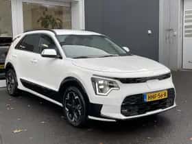 Kia Niro EV (2025) thumbnail 2