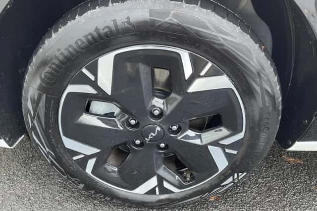 Kia Niro EV (2025) thumbnail 31