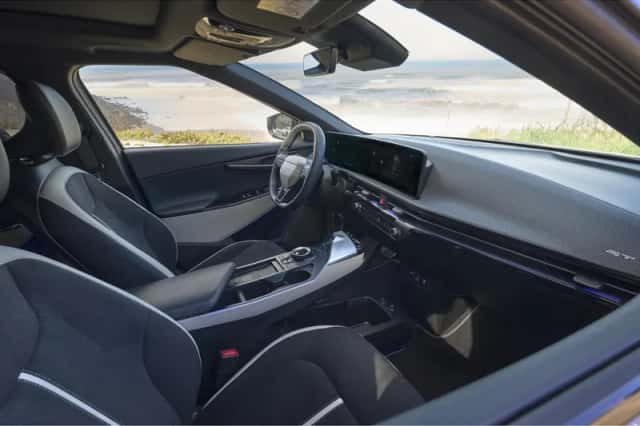 Kia EV6 (2026) thumbnail 8