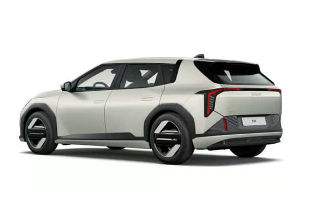 Kia EV4 (2026) thumbnail 4