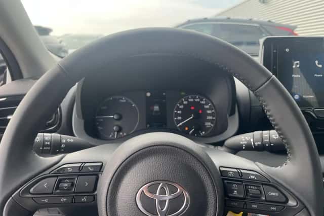 Toyota Yaris (2026) thumbnail 12