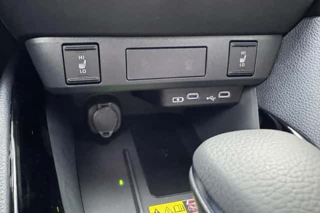 Toyota Yaris (2025) thumbnail 18