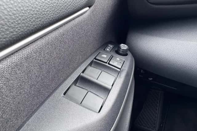 Toyota Yaris (2025) thumbnail 20