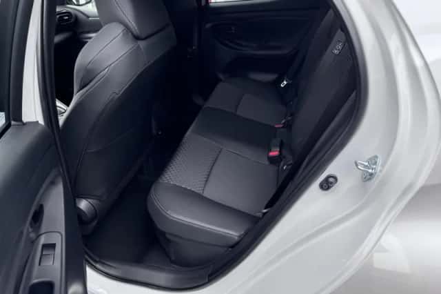 Toyota Yaris (2025) thumbnail 23