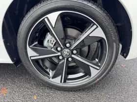 Toyota Yaris (2025) thumbnail 8