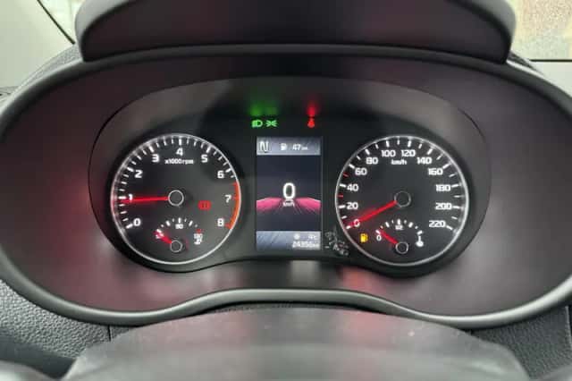 Kia Picanto (2021) thumbnail 13