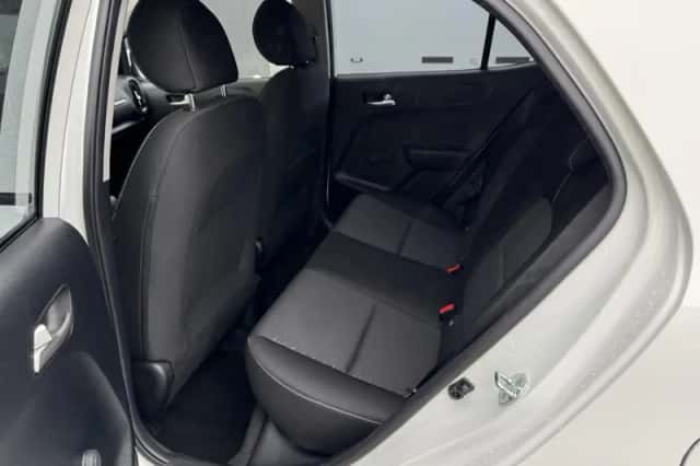 Kia Picanto (2021) thumbnail 19