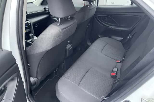 Toyota Yaris Cross (2024) thumbnail 23