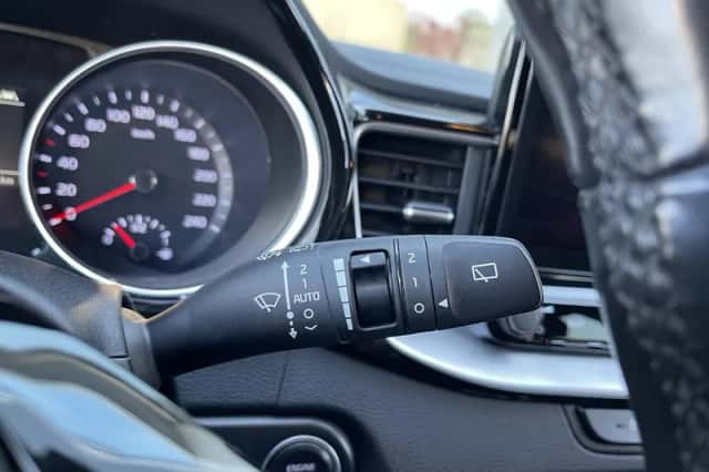 Kia Ceed Sportswagon (2021) thumbnail 18