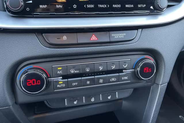 Kia Ceed Sportswagon (2021) thumbnail 23