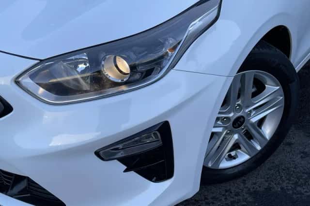 Kia Ceed Sportswagon (2021) thumbnail 8