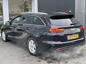 Kia Ceed Sportswagon (2024) thumbnail 5