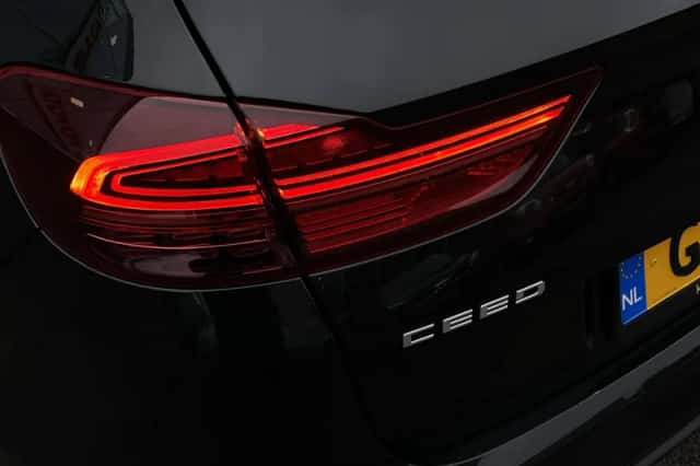 Kia Ceed Sportswagon (2024) thumbnail 8