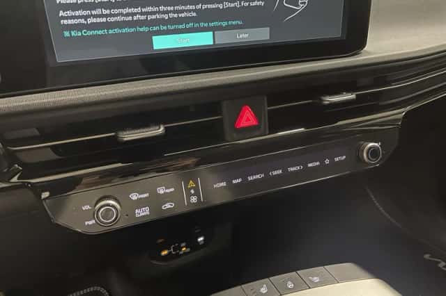 Kia EV6 (2025) thumbnail 11