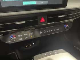 Kia EV6 (2025) thumbnail 12
