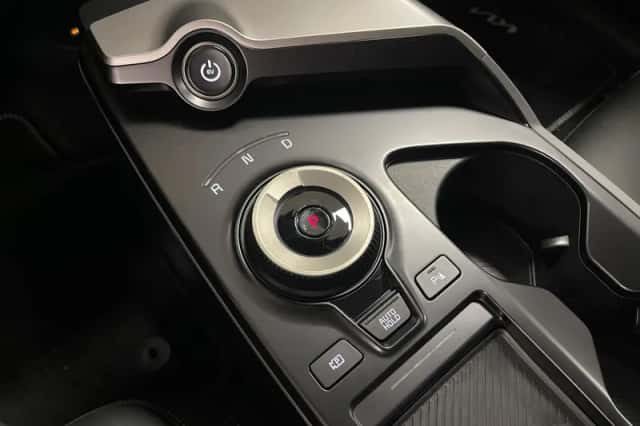Kia EV6 (2025) thumbnail 14
