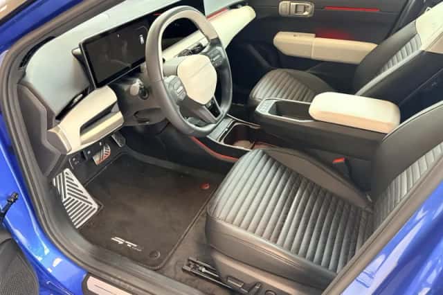Kia EV4 (2026) thumbnail 8