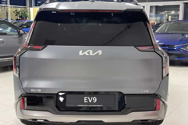 Kia EV9 (2026) thumbnail 5