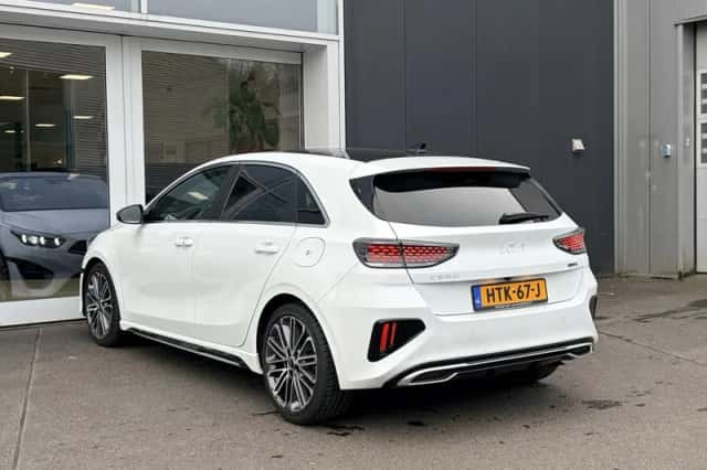 Kia Ceed (2025) thumbnail 7