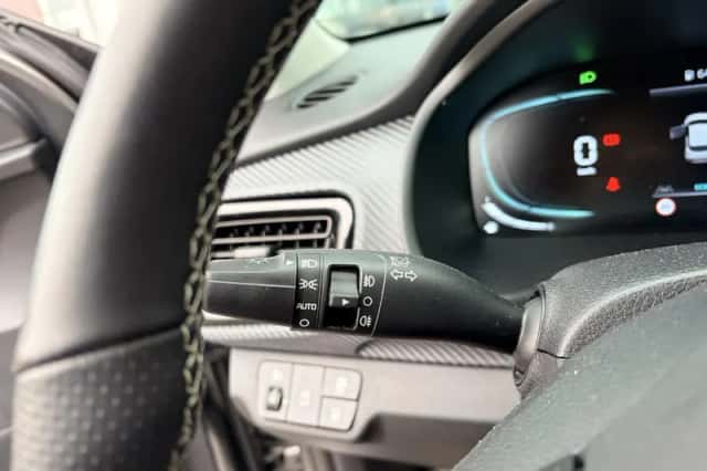 Kia Stonic (2025) thumbnail 23