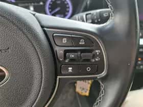Kia Niro (2019) thumbnail 17