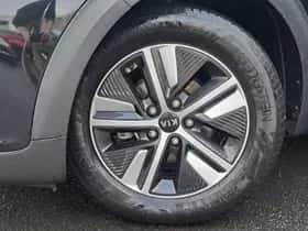Kia Niro (2019) thumbnail 28