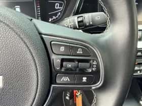 Kia Niro (2022) thumbnail 11
