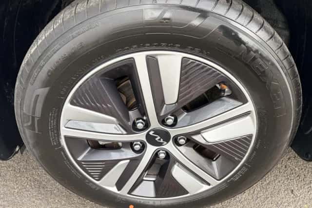 Kia Niro (2022) thumbnail 24