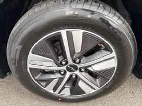 Kia Niro (2022) thumbnail 24