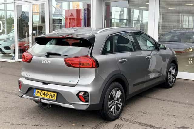 Kia Niro (2022) thumbnail 4