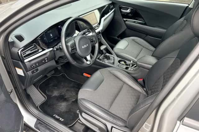 Kia Niro (2022) thumbnail 8
