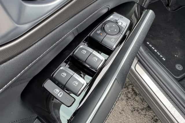 Kia Sorento (2026) thumbnail 23