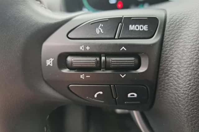 Kia Stonic (2024) thumbnail 12