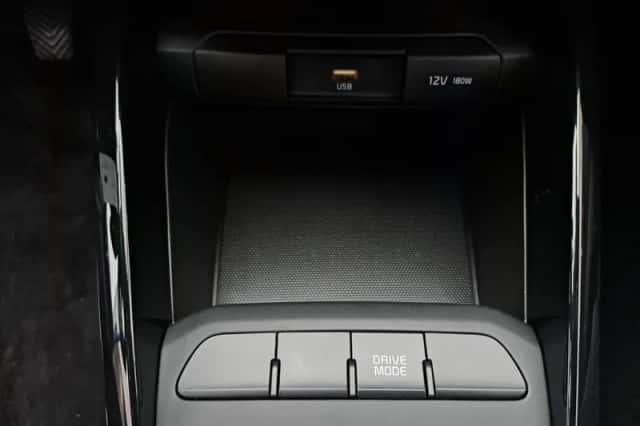 Kia Stonic (2024) thumbnail 22
