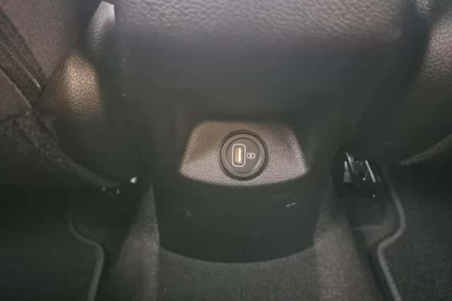 Kia Stonic (2024) thumbnail 24