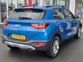 Kia Stonic (2024) thumbnail 5
