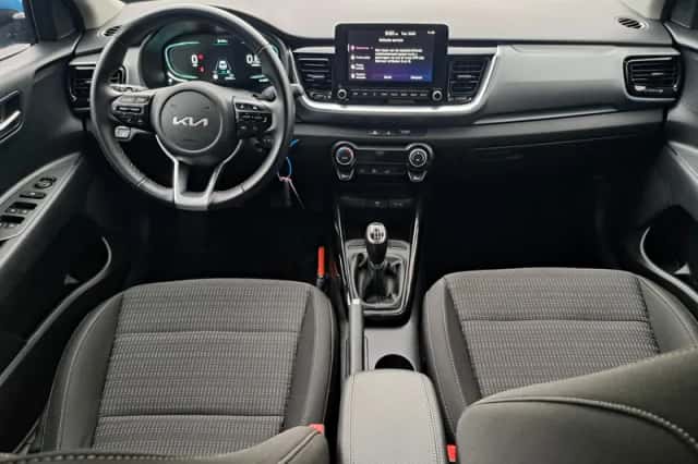 Kia Stonic (2024) thumbnail 9