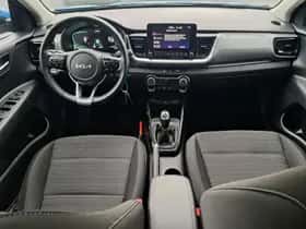 Kia Stonic (2024) thumbnail 9