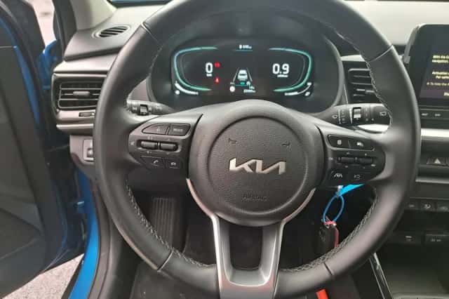 Kia Stonic (2024) thumbnail 10